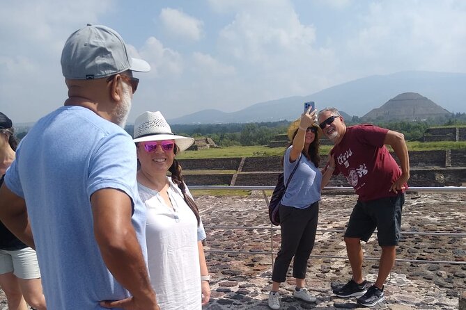 Teotihuacan + Basilica + Tlatelolco SHARED. - Who should book this outing?