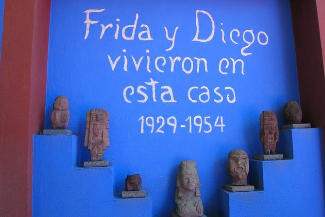 Teotihuacan & Guadalupe Shrine + Xochimilco, Coyoacán & Frida Kahlo Combo Tour - Frida Kahlo Museum: valuable admission, limited time