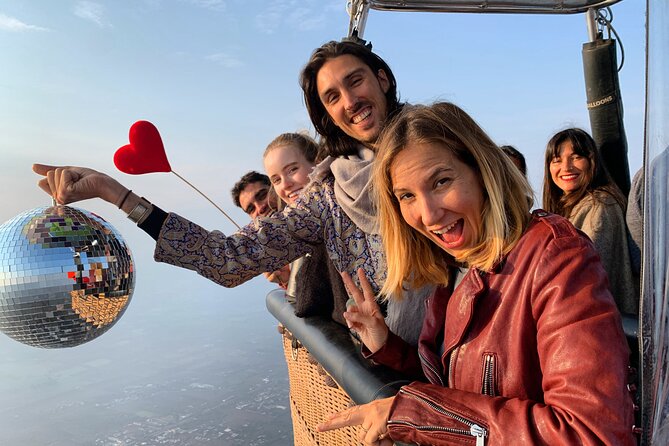 Teotihuacan Hot Air Balloon Flight from Mexico City / Volare - Adding the Teotihuacan pyramids on foot