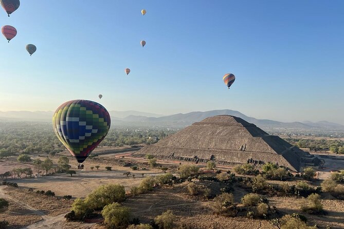 Teotihuacan Hot Air Balloon Flight - The 4:30 a.m. start from Mexico City