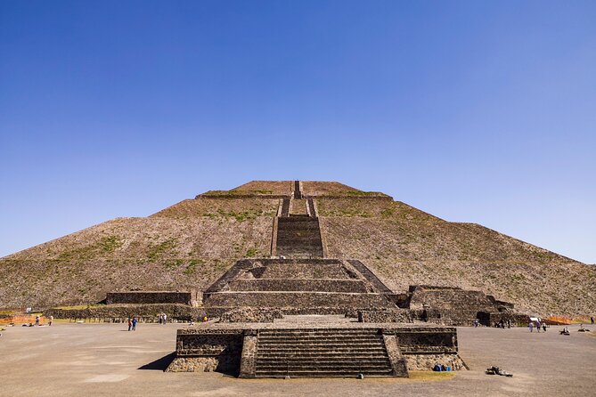 Teotihuacan Hot Air Balloon private or group tour - Breakfast at El Jaguar and the first taste of local traditions