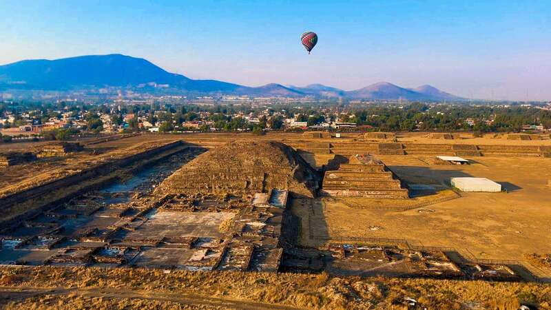 Teotihuacan: Hot Air Balloon Ride with Breakfast & Transport - What the $241 price really covers