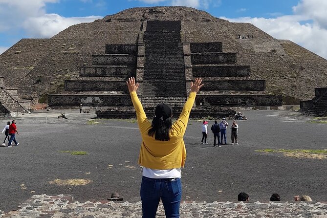Teotihuacan Morning Tour Explore without Crowds - The guide can shape the whole morning