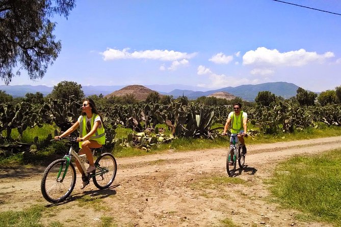 Teotihuacán plus Bike Tour - What is included, and the lunch question