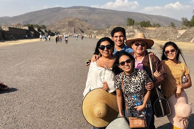 Teotihuacan Pyramid and Basilica Day Tour from CDMX - The obsidian and maguey workshop