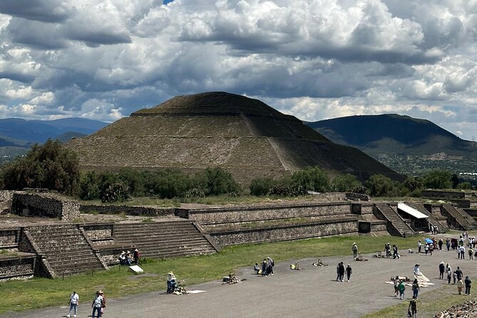 Teotihuacán Pyramids Private Tour From Mexico City - Is $180 per person good value?