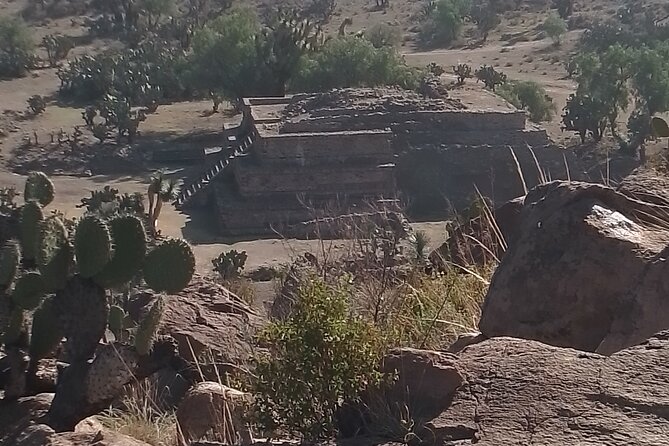 Teotihuacan Pyramids tour - Adding the Basilica of Guadalupe
