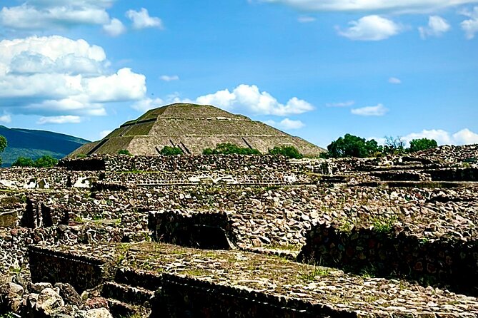 Teotihuacan Sunrise Tour from Mexico City - Hermes as your guide