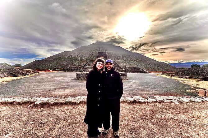 Teotihuacan Sunrise Tour from Mexico City - The drive from Mexico City