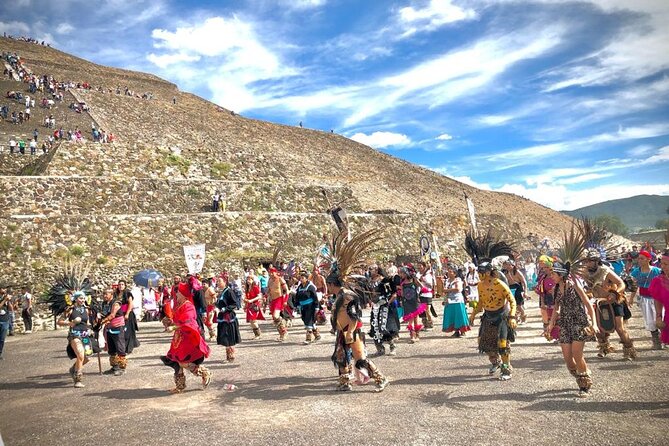 Teotihuacan with a Local - The Moon Pyramid gives you the site’s grand opening
