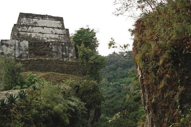 Tepoztlan Magico! - Walking Tepoztlán before the climb