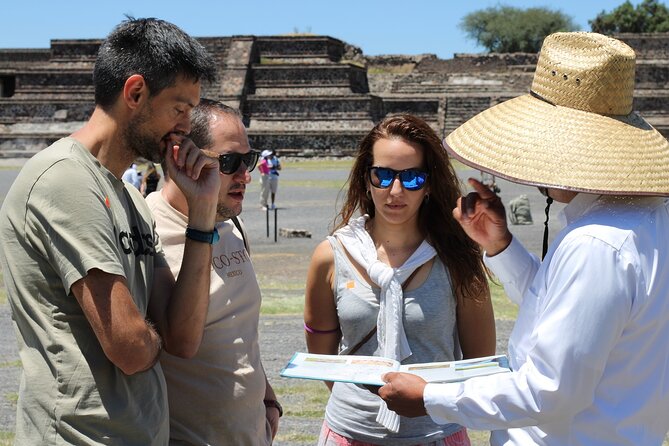 The best tour to Teotihuacán from Mexico City - What the guide adds at Teotihuacán