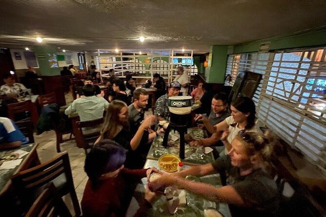 The Mexico City Pub Crawl: A real chilango night - Stop one: La 701 Cantina Sinaloense