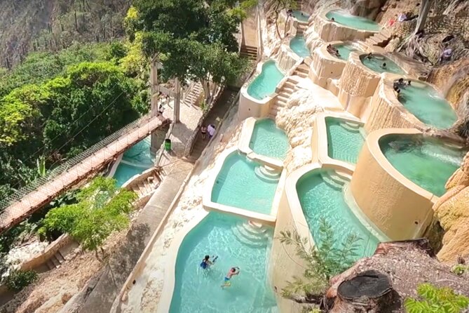 Tolantongo hot springs from CDMX - The road to Grutas Tolantongo