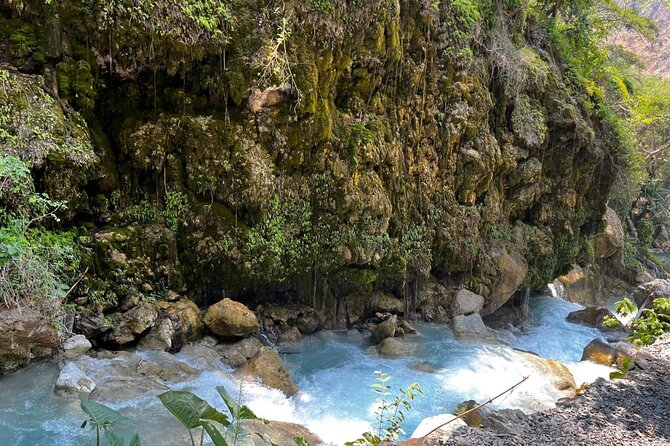 Tolantongo Private Tour + Pastes + One Day at the Hot Springs - Suspension bridges, dry caves, and canyon views