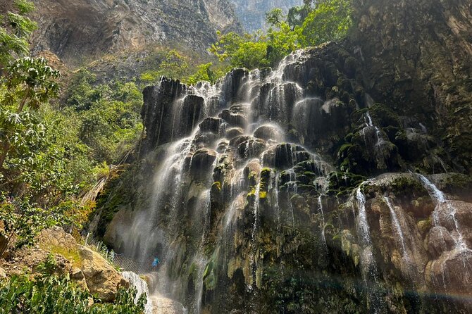 Tolantongo Private Tour + Pastes + One Day at the Hot Springs - What is included, and what you still need
