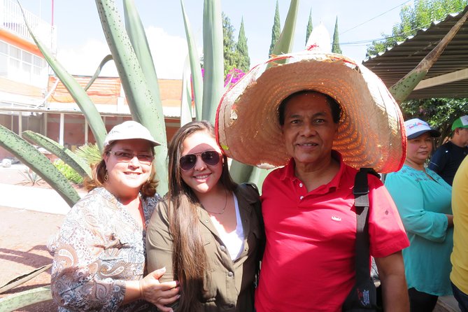 Tour Basilica de Guadalupe and Pyramids of Teotihuacan - A possible silver and obsidian stop