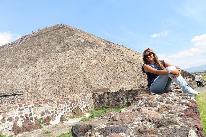 Tour Basilica de Guadalupe and Pyramids of Teotihuacan - Pickup, timing, and the long day