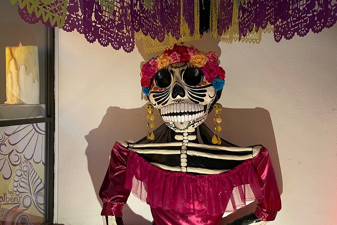 Tour cultural e inmersivo en Casa Dia de Muertos - What Casa Día de Muertos adds to a Mexico City visit