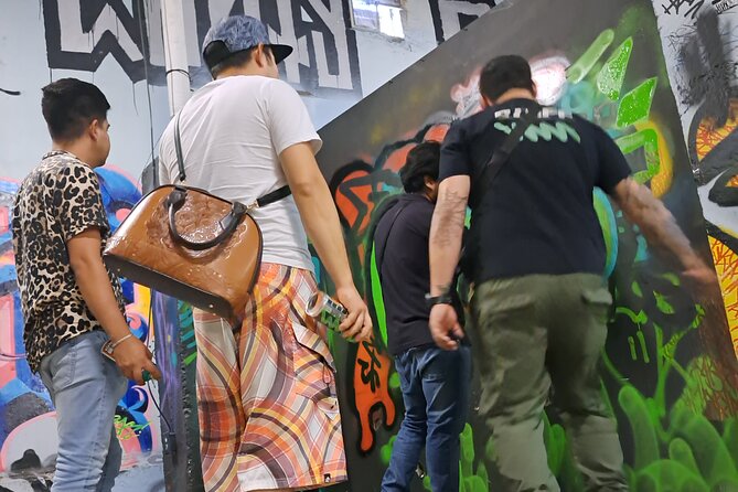 Tour Evolution of Muralism paints your Grafiti - Why this mural tour works so well