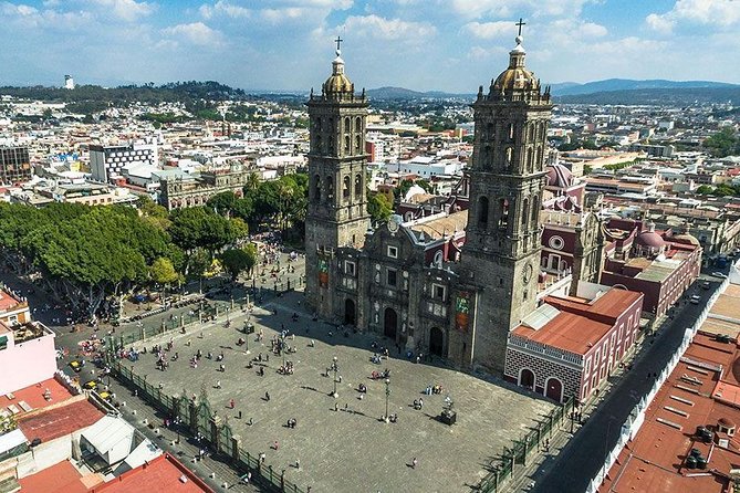 Tour to Puebla and Cholula - Puebla’s Zócalo and three hours in the old city
