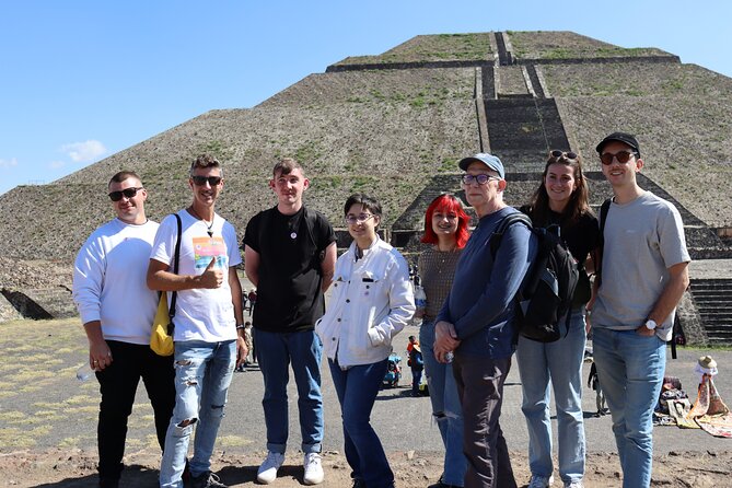 Tour to Teotihuacan, Basilica of Guadalupe and Tlatelolco - The artisan workshop near San Juan Teotihuacan