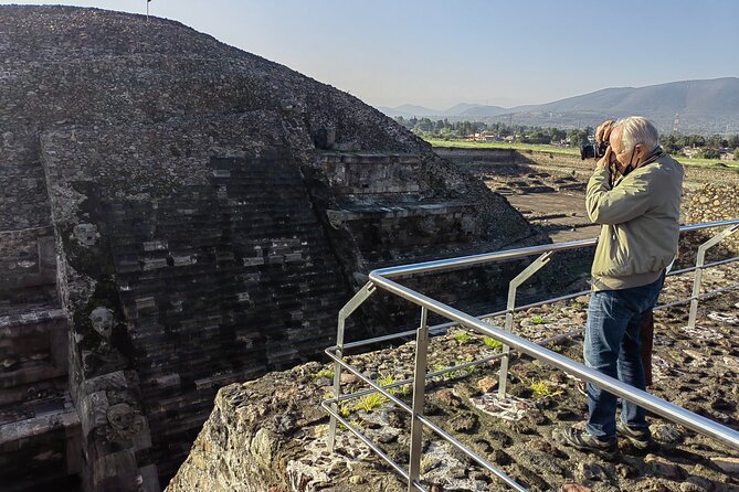 Tour to Teotihuacan from CDMX with entrances included - Palacio de Quetzalpapálotl and the residential side of Teotihuacan