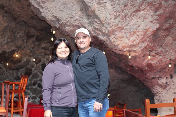 Tour to Teotihuacan with visit to ancient caves and CDMX transportation - The real cost of an $69.24 day trip