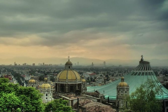 Tour to the Pyramids of Teotihuacán and Basilica of Guadalupe - Transport is convenient, but timing can be uneven