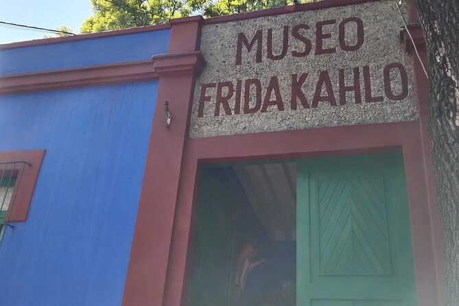 Tour to Xochimilco and Coyoacan and Frida Khalo - What the $62.69 price really covers