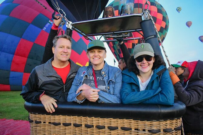 Transportation and Hot Air Balloon Flight Teotihuacán - Leaving Mexico City before dawn