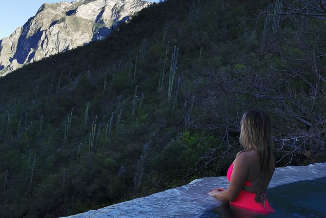 Travel to Tolantongo: Transportation and tickets - Arriving early at Grutas de Tolantongo