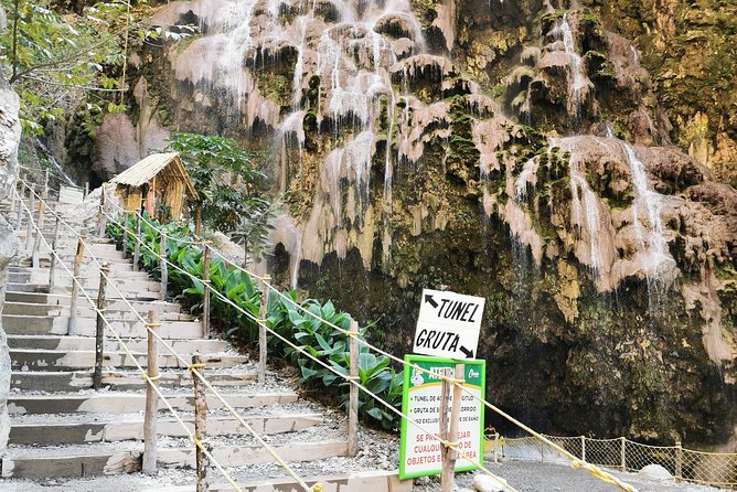 Travel to Tolantongo: Transportation and tickets - The cave, tunnel, and waterfalls