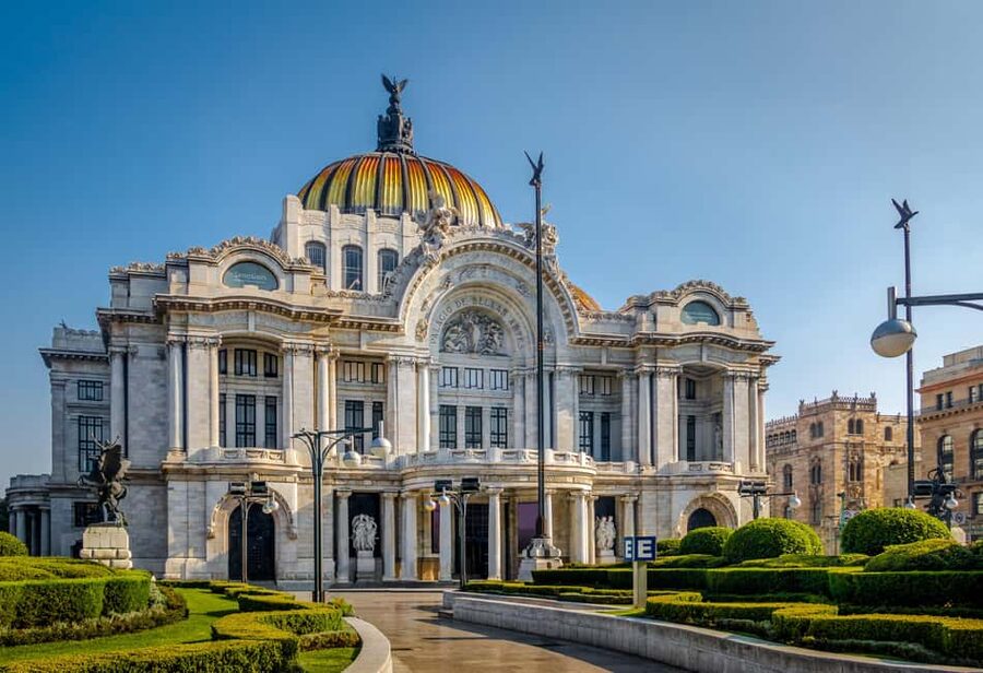 Treasures of Mexico City: Palaces and Museums - Banamex Culture Palace and the story of Mexican banking