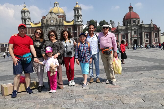 VIP City Tour In Mexico City Driver and Guide Included. - Palacio Postal and a quick photo stop