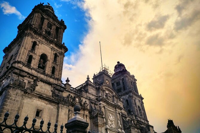 VIP City Tour In Mexico City Driver and Guide Included. - Chapultepec Castle gives the tour its best change of pace