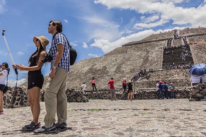 VIP Experience in Teotihuacán (The cheapest price for private tour) - Leaving Mexico City for the City of the Gods