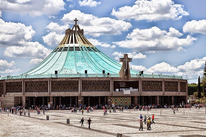 VIP Experience in Teotihuacán (The cheapest price for private tour) - Walking the site at a comfortable pace