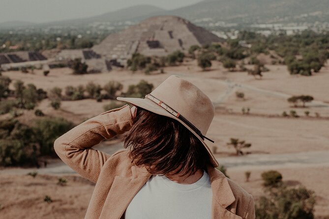VIP Teotihuacan & Guadalupe Shrine Tour: A Journey Through Time - Murals, artifacts, or a quieter museum hour