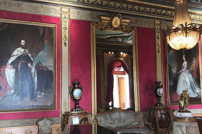 Visit the Imperial Castle in Chapultepec - Who will get the most from this tour