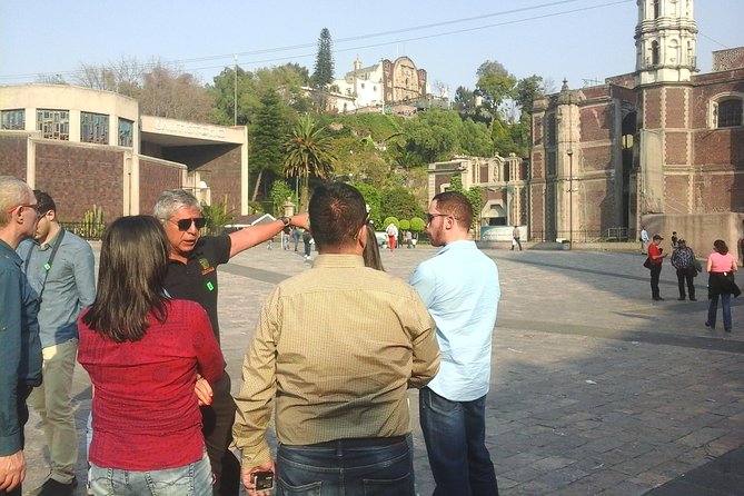 Visit To The Guadalupe Sanctuary From Mexico City - How The Bilingual Format Works