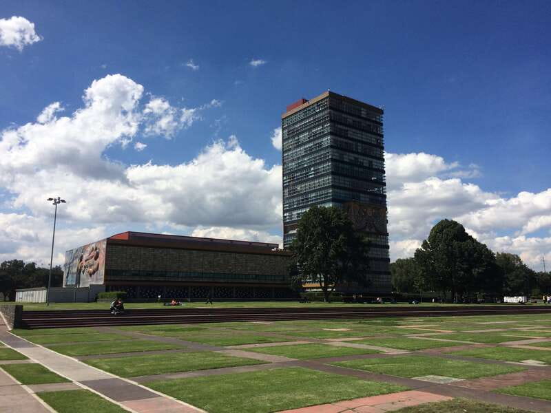 Walk around UNAM campus, a UNESCO World Heritage Site - Reading the murals instead of just photographing them