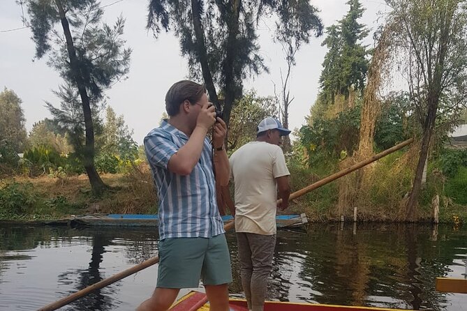 "Xochimilco: A Floating Mexican Fiesta" - Group size, transport, and practical planning