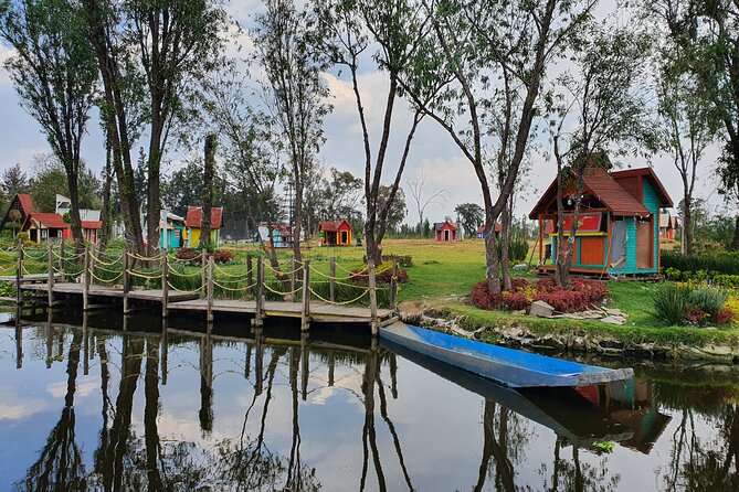 Xochimilco Barco Fiesta Tentacion 18+ with Open Bar and Tacos - Is $59 a fair price?