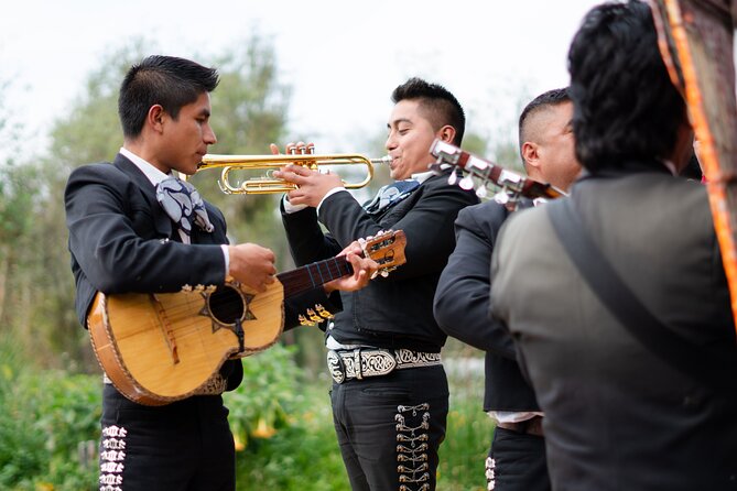 Xochimilco Magic: Culture, Canals & Mezcal, 3hr boat adventure! - From Cuemanco to the canals