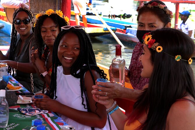 Xochimilco & Mexican Party with Guacamole & Unlimited Drinks - Drinks included during the two hours