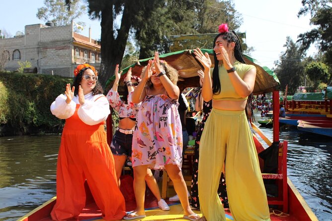 Xochimilco & Mexican Party with Guacamole & Unlimited Drinks - The Island of the Dolls story