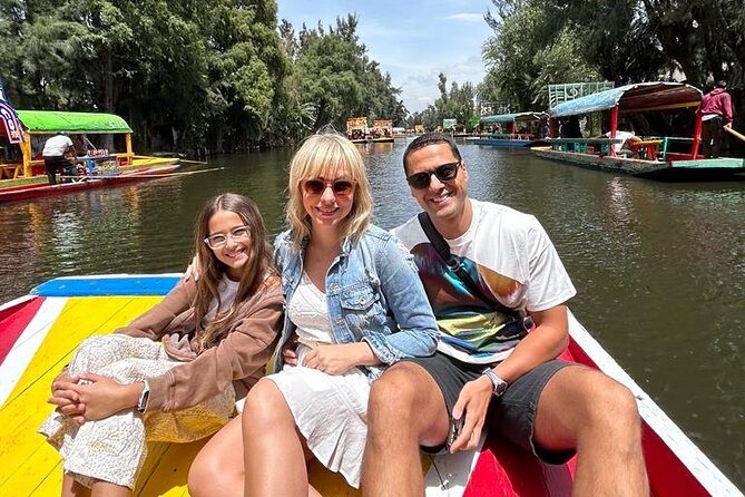 Xochimilco Tour & Frida Kahlo Museums - Two hours on the canals
